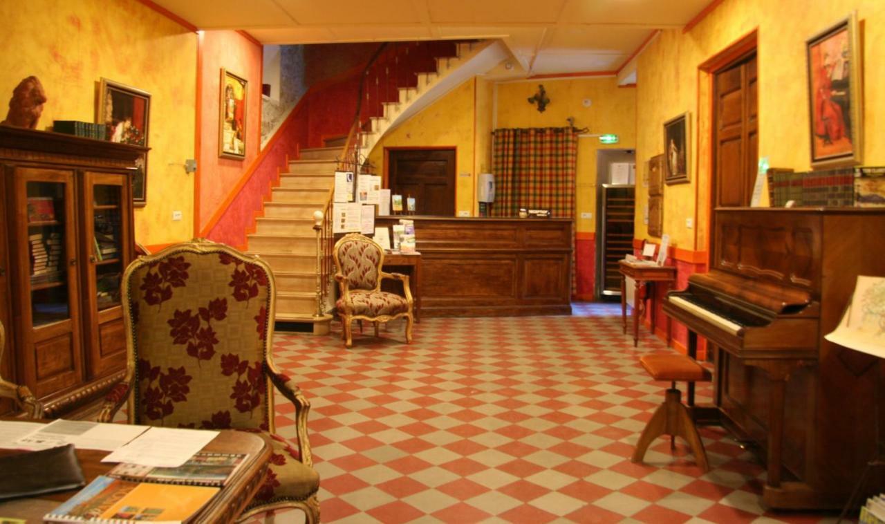 Les Arcades Le Lion D'Or Hotel Buis-les-Baronnies Ngoại thất bức ảnh